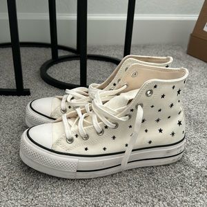 Converse Chuck Taylor All Star High Top Platform Sneaker (Size8.5, lightly worn)